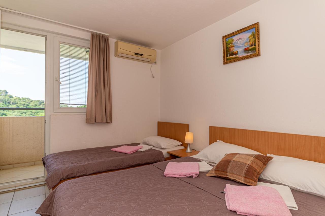 Apartment Knezevic Petrovac Extérieur photo