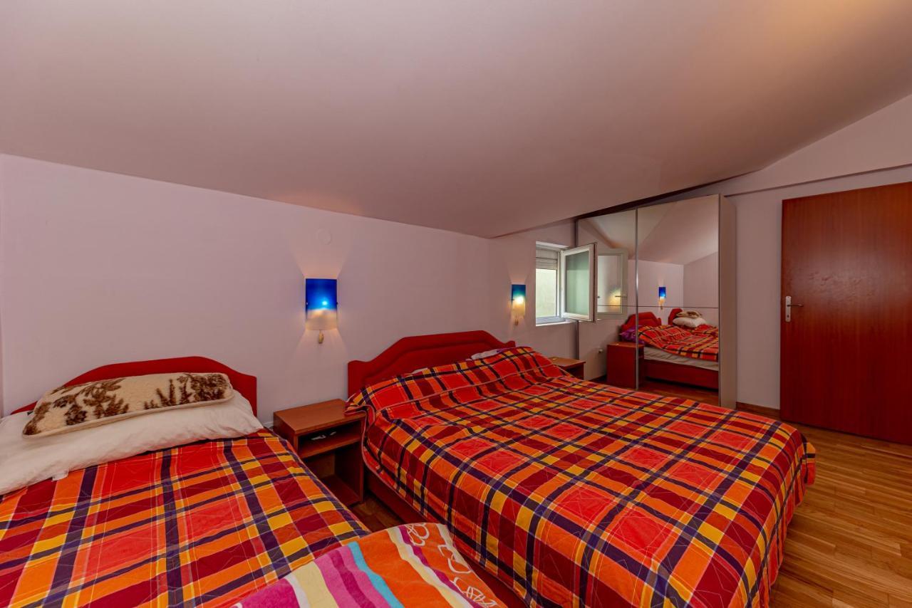Apartment Knezevic Petrovac Extérieur photo