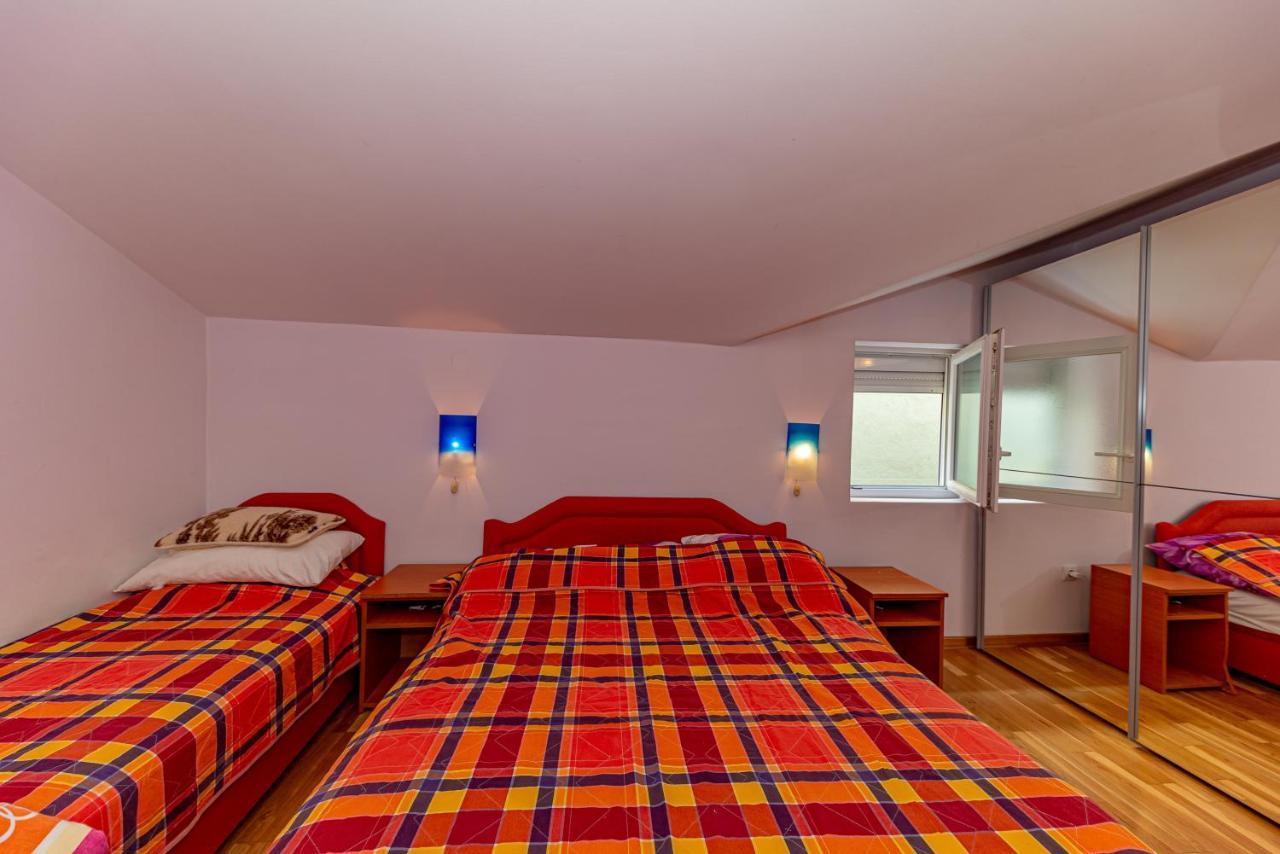 Apartment Knezevic Petrovac Extérieur photo