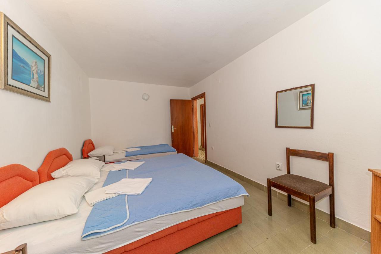 Apartment Knezevic Petrovac Extérieur photo