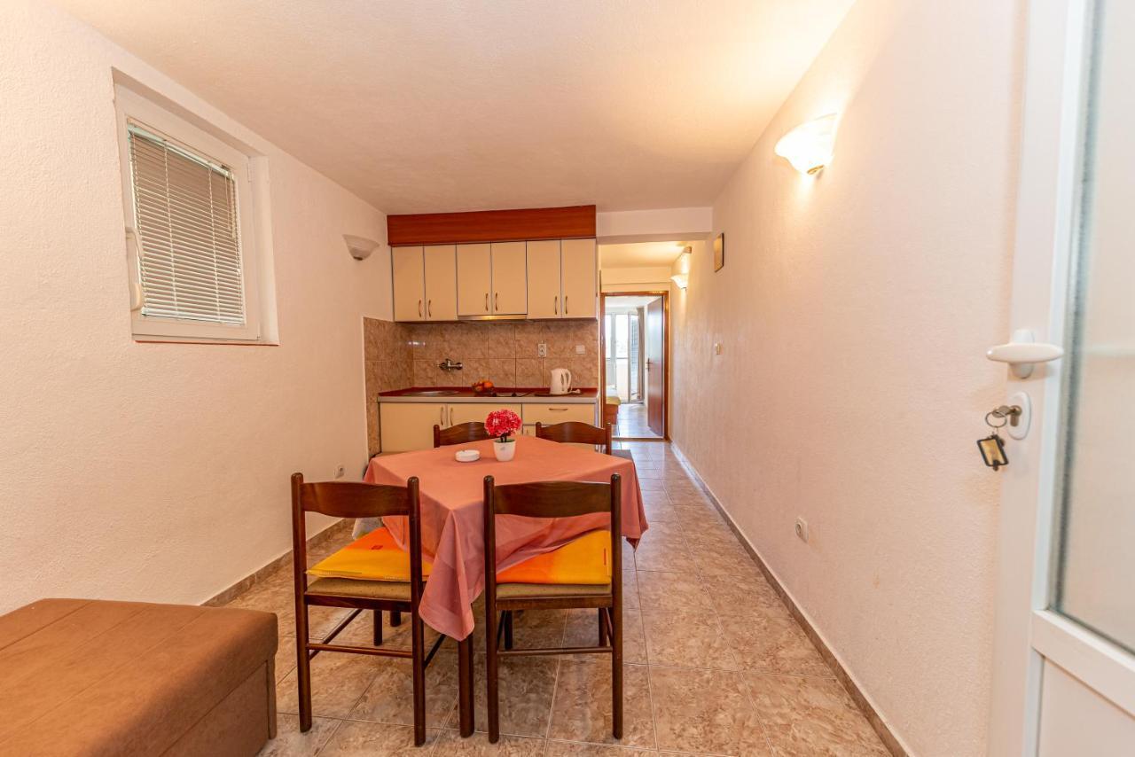 Apartment Knezevic Petrovac Extérieur photo