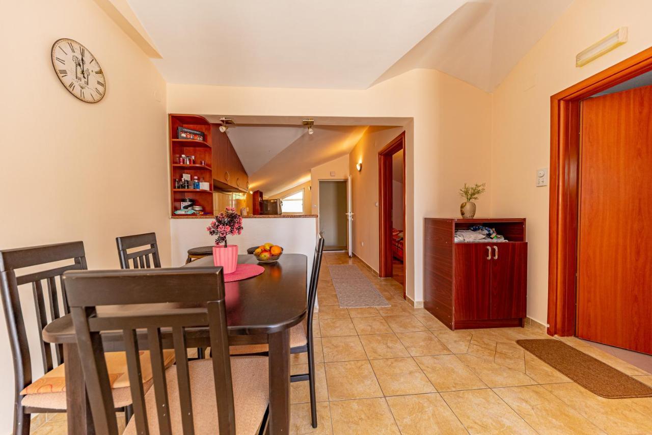 Apartment Knezevic Petrovac Extérieur photo