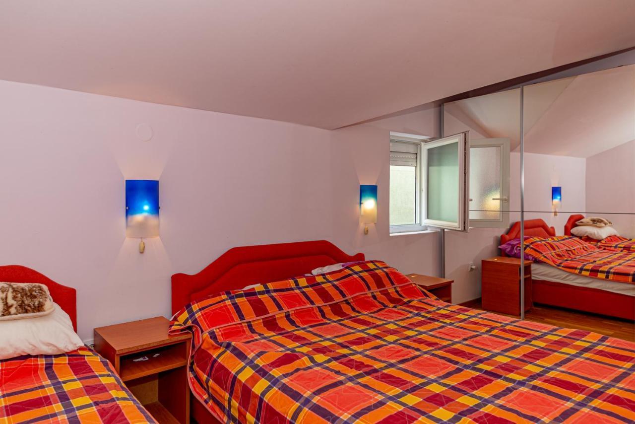 Apartment Knezevic Petrovac Extérieur photo
