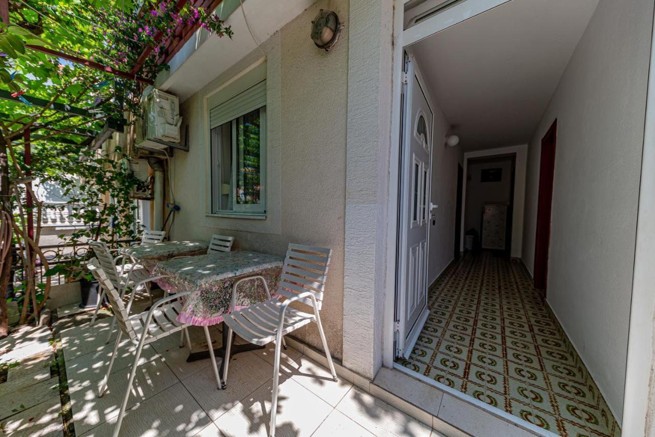 Apartment Knezevic Petrovac Extérieur photo