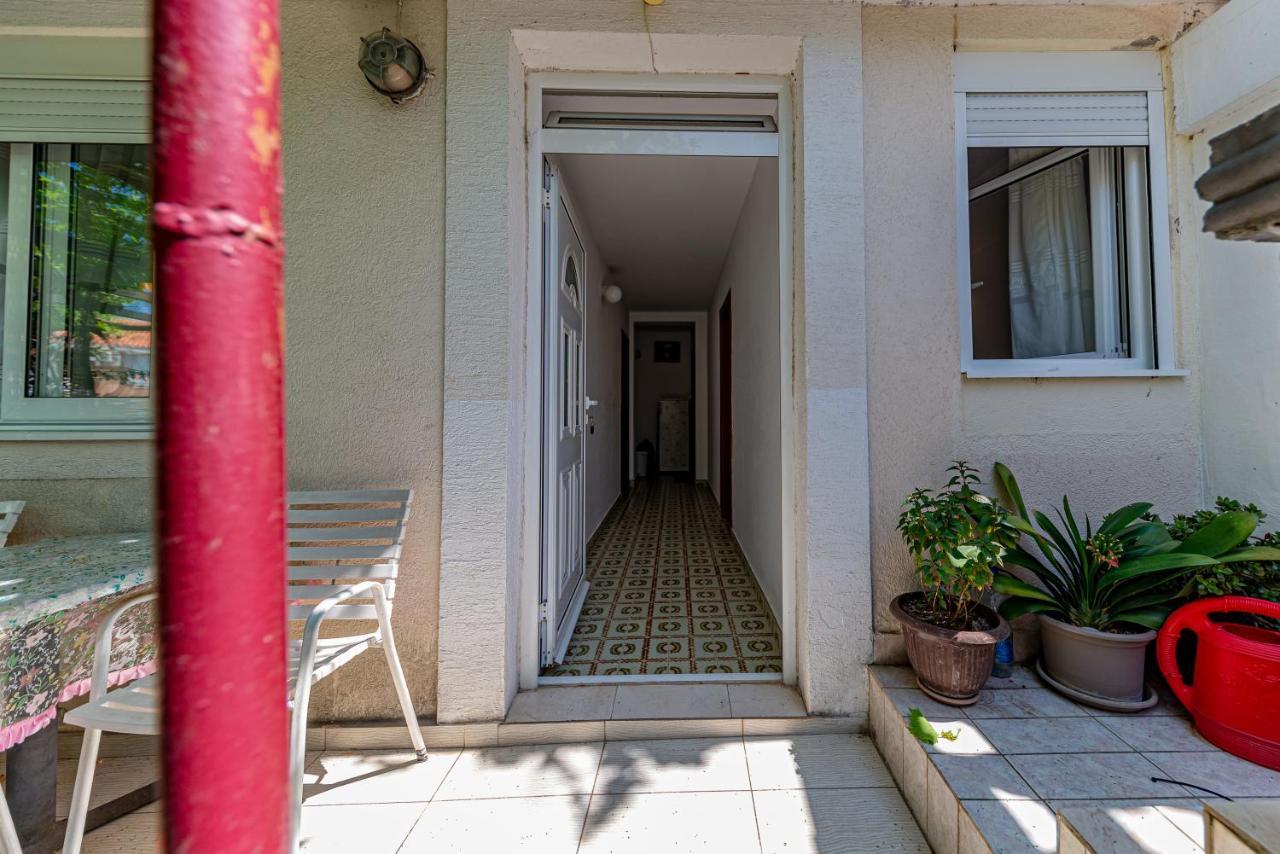 Apartment Knezevic Petrovac Extérieur photo