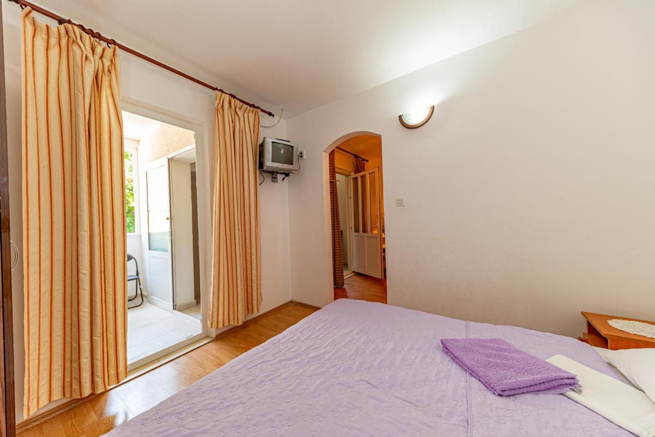 Apartment Knezevic Petrovac Extérieur photo