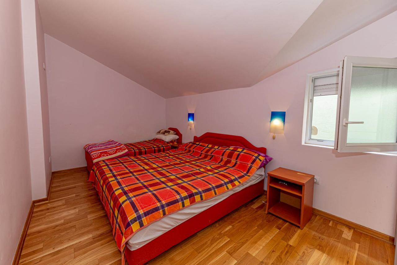 Apartment Knezevic Petrovac Extérieur photo