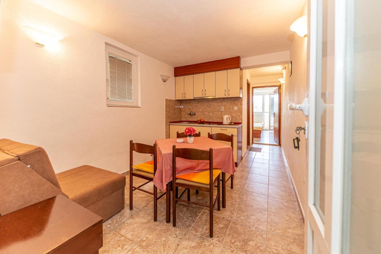 Apartment Knezevic Petrovac Extérieur photo