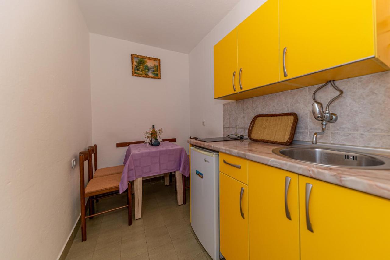Apartment Knezevic Petrovac Extérieur photo