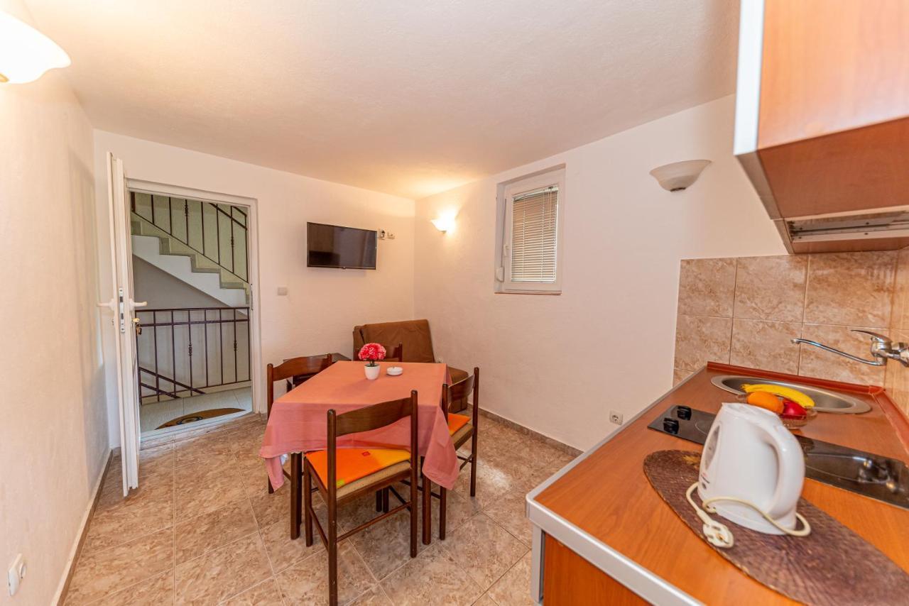 Apartment Knezevic Petrovac Extérieur photo